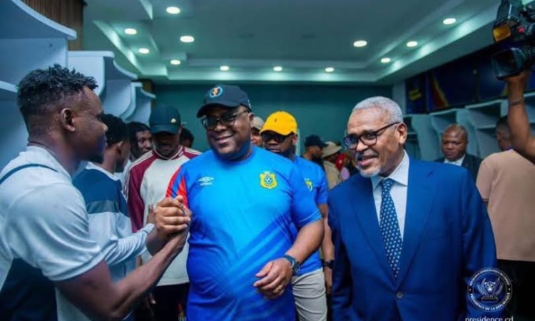 Félix Tshisekedi déjà à Houston comme 12e homme pour soutenir les Léopards