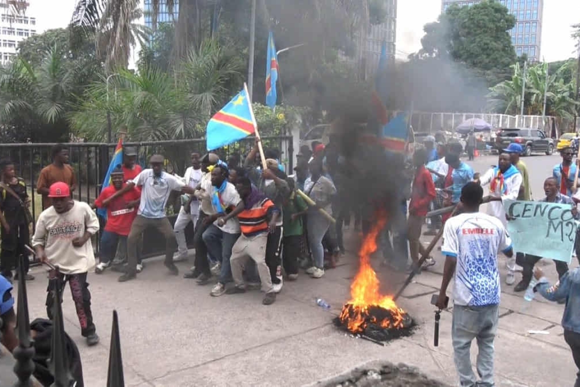 Tensions à Kinshasa : L'incorrigible « Force du Progrès » attaque le siège de la CENCO